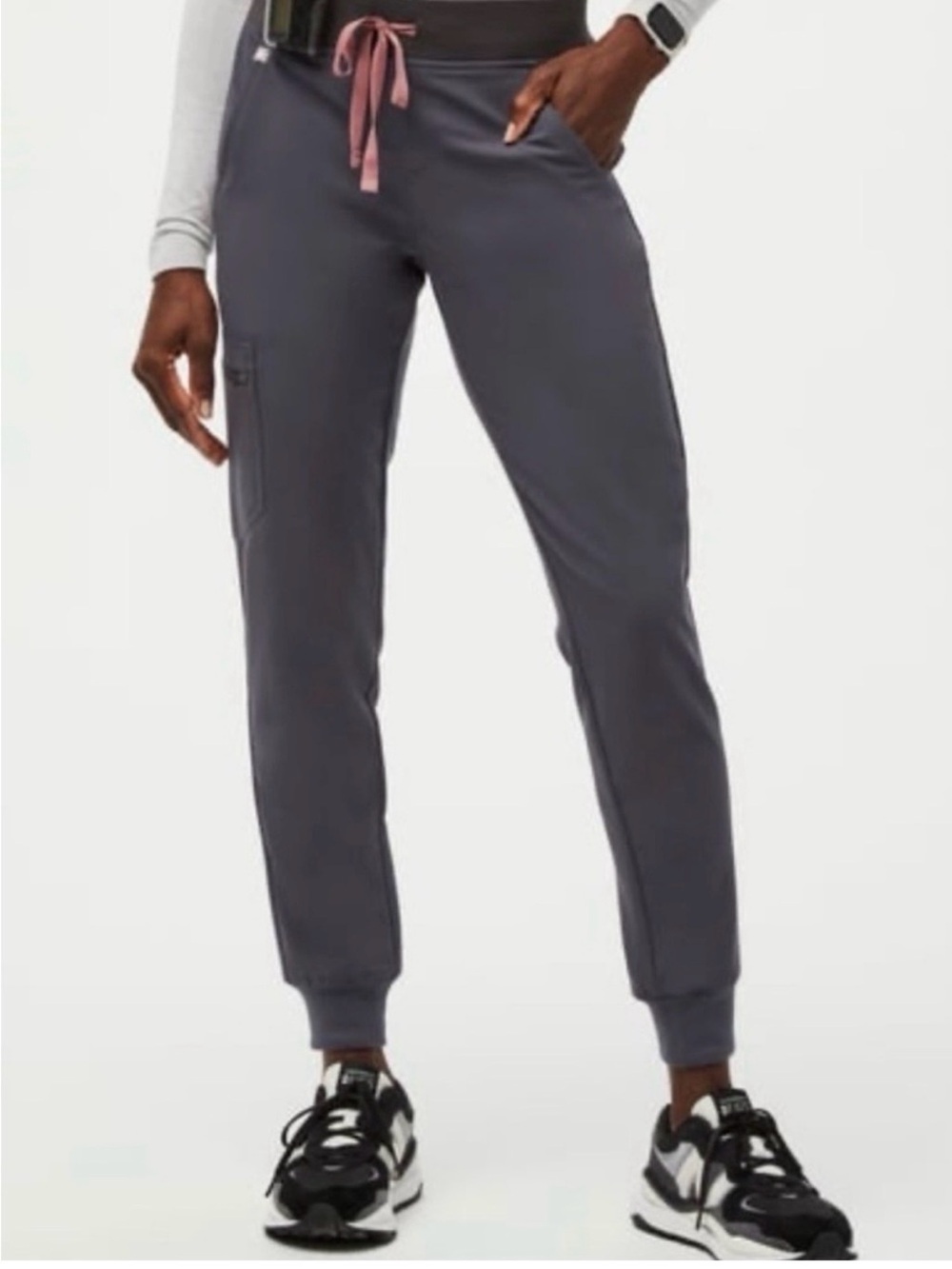 Figs Women’s Charcoal Gray Zamora Jogger Scrub Pants Medium